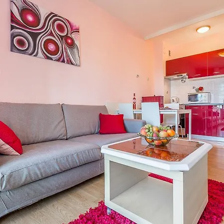 Romance Apartamento Pula